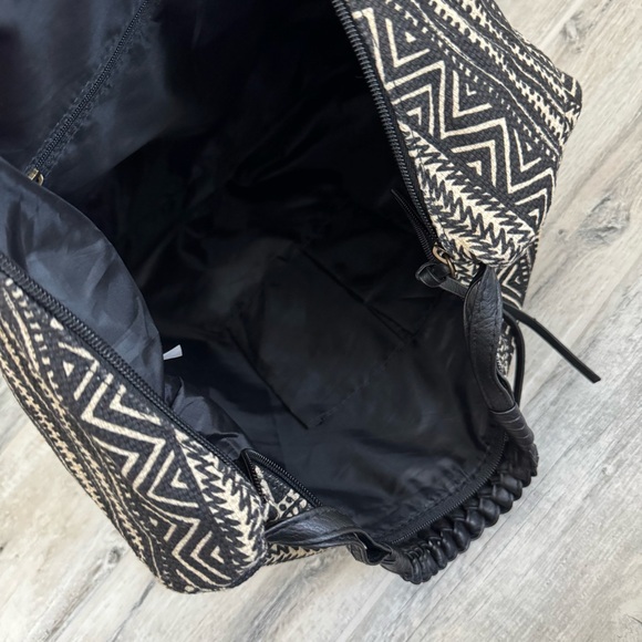 Tribal Black Cream Boho Aztec Pattern Shoulder Hobo Bag - Picture 7 of 8